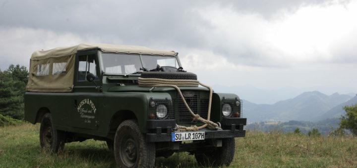 Land Rover Serie in den Pyrenäen